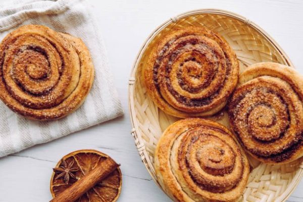 Baked Cinnamon Rolls (90mins) - Image 4