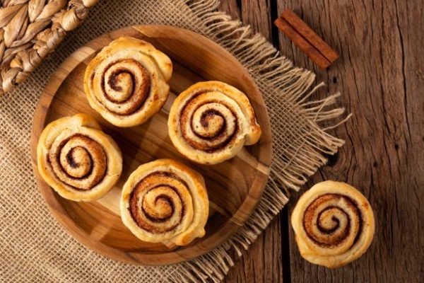 Baked Cinnamon Rolls (90mins) - Image 2